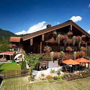 gstehaus-schwarzlofer.com-bavaria.com/
